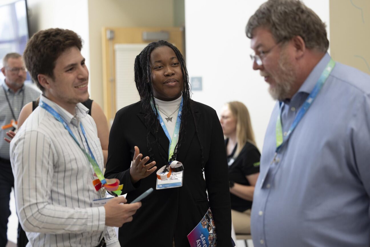National and Homeland Security interns connect with university faculty. (PHOTO: INL)