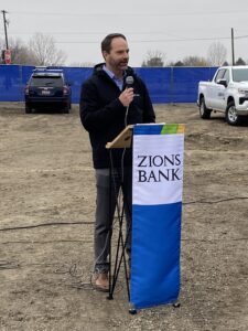 Zions Bank President and CEO Nate Callister gave remarks about the new building and community. (PHOTO: ZIONS BANK)