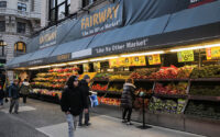 People shop at Fairway supermarket in New York City, Dec. 1, 2025. (PHOTO: REUTERS/Jeenah Moon/File Photo)