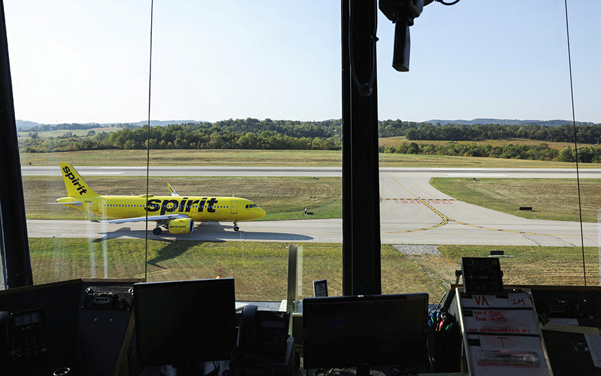 A Spirit Airlines flight departs Arnold Palmer Regional Airport in Westmoreland County, Pennsylvania, on Sept. 18, 2025. (PHOTO: REUTERS/Quinn Glabicki/File)