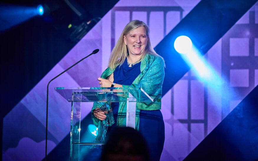 Rebecca Hupp, this year’s Link of Distinction honoree, smiles after accepting the award. The Boise Airport director was recognized as a CEO of Influence in 2020. (PHOTO: PRO IMAGE EVENT PHOTOGRAPHY)
