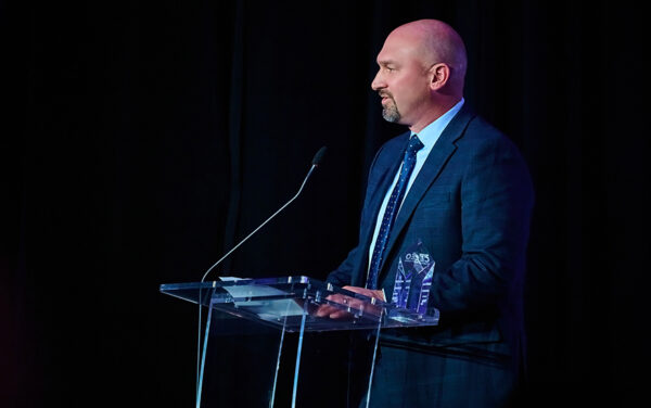 CEO and President of Saint Alphonsus Health System David McFadyen speaks after accepting his CEO of Influence award May 7 at Boise Centre in downtown Boise. (PHOTO: PRO IMAGE EVENT PHOTOGRAPHY)