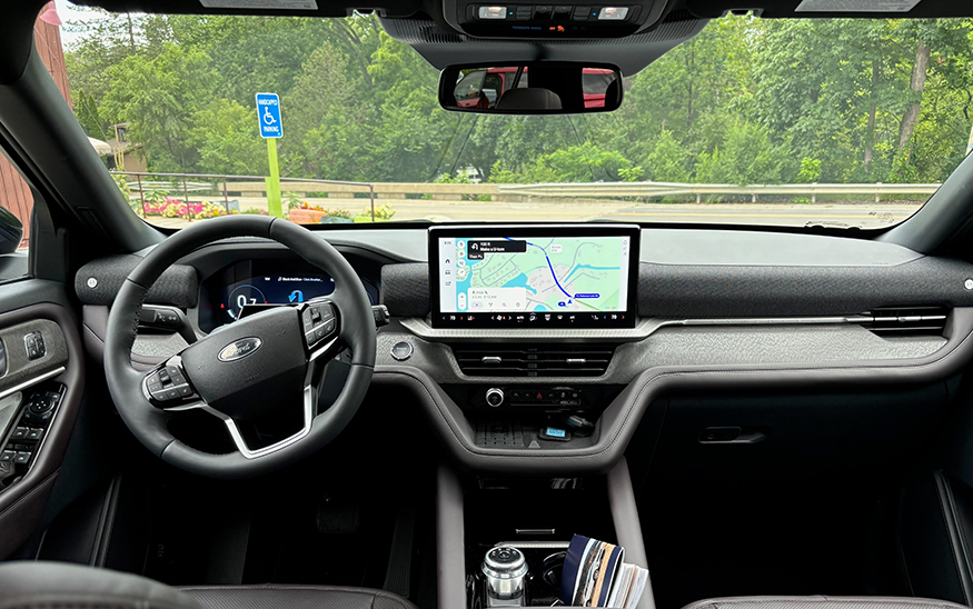 The 2025 Ford Explorer's instrujment panel includes a new 13.2-inch touch screen, connected navigation and a vehicle-width sound bar. (PHOTO: VIA REUTERS)