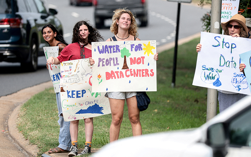 Demonstrators participate in a nationwide protest against data centers, in Fredericksburg, Virginia, on July 18, 2026. (PHOTO: REUTERS/Evelyn Hockstein/File Photo)